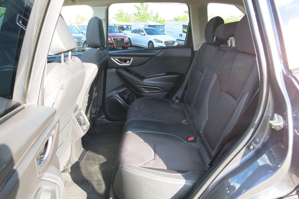 2020 Subaru Forester 2.5i Premium photo 13