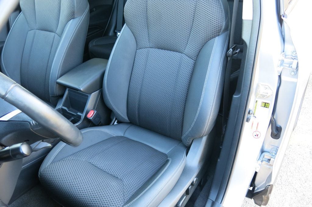 2020 Subaru Forester 2.5i Premium - 22927671 - 40