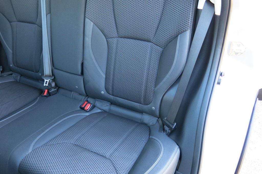 2020 Subaru Forester 2.5i Premium - 22927671 - 44