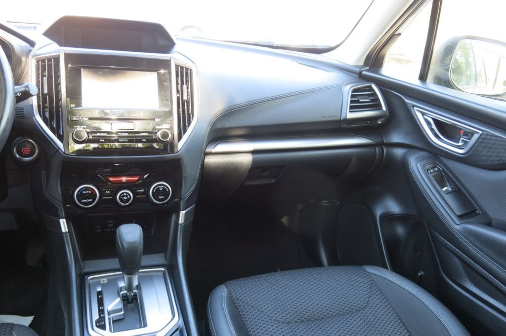 2020 Subaru Forester 2.5i Premium - 22927671 - 53