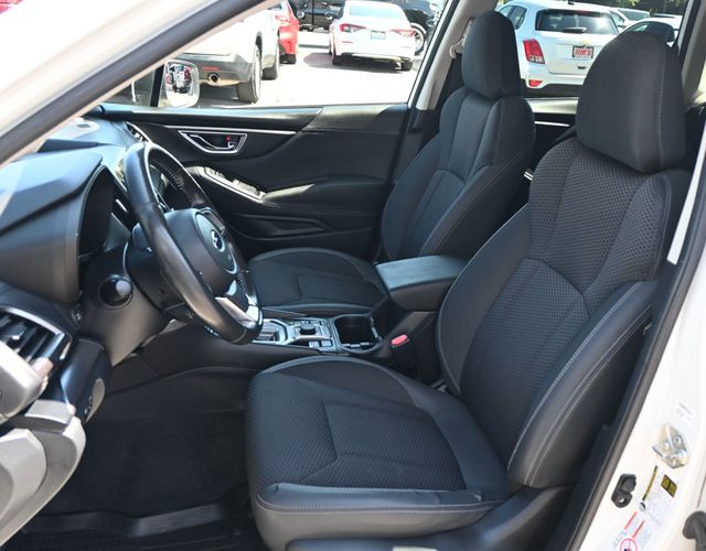 2020 Subaru Forester 2.5i Premium - 23046310 - 13