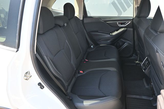 2020 Subaru Forester 2.5i Premium AWD - 23046310 - 17
