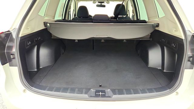 2020 Subaru Forester 2.5i Premium w/ Driver Assist Technology & Keyless Access - 23030952 - 21