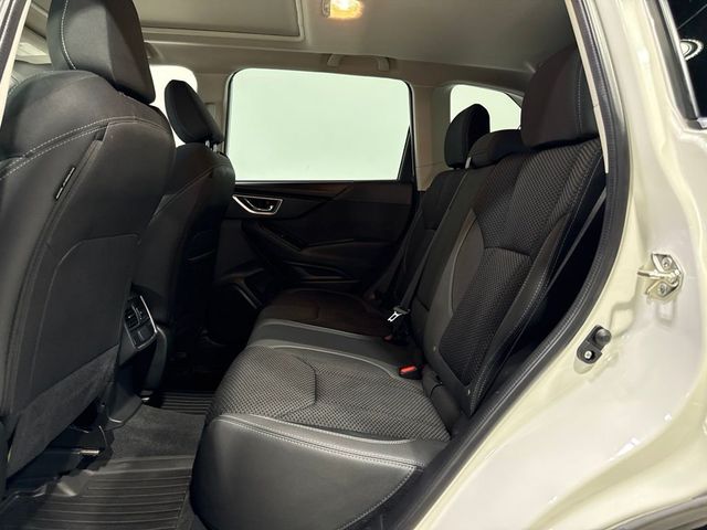 2020 Subaru Forester Premium CVT - 23075885 - 21