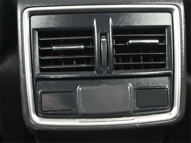 2020 Subaru Forester Premium CVT - 22975237 - 16