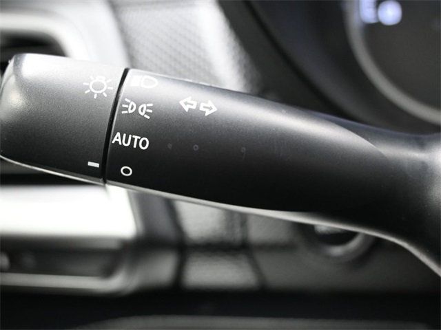 2020 Subaru Forester Premium CVT - 22975237 - 28