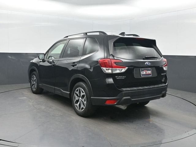 2020 Subaru Forester Premium CVT - 23044857 - 31