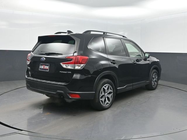 2020 Subaru Forester Premium CVT - 23044857 - 33