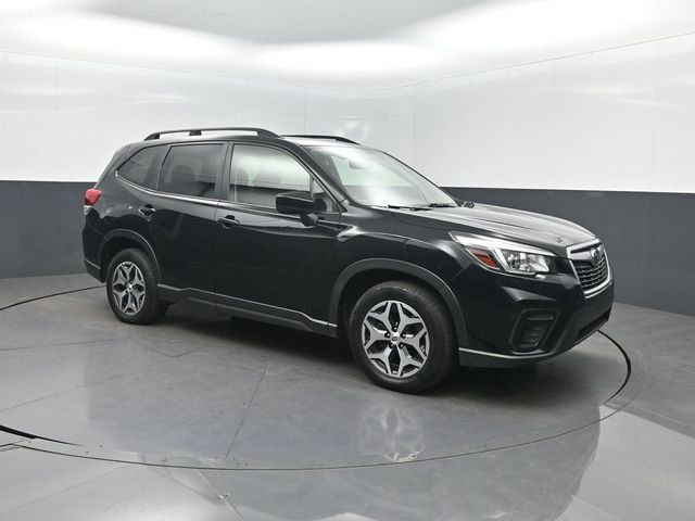 2020 Subaru Forester Premium CVT - 23044857 - 35