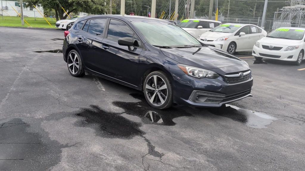 Subaru Impreza 5-door CVT photo 2