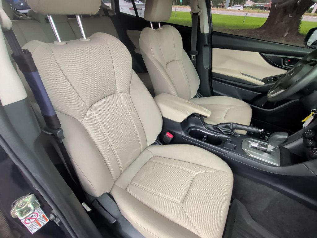 Subaru Impreza 5-door CVT photo 21