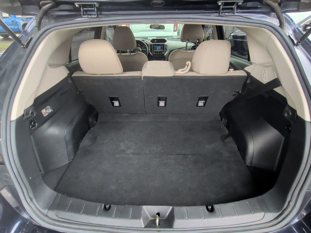 Subaru Impreza 5-door CVT photo 23