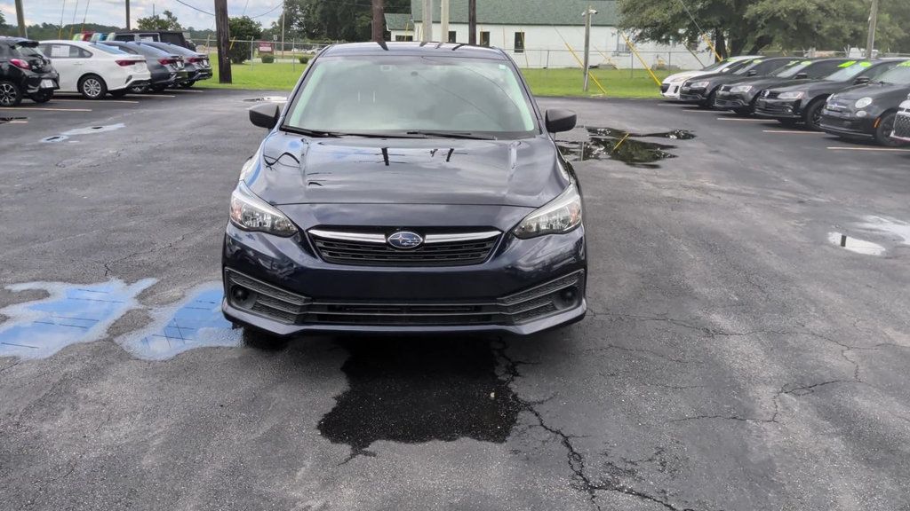 Subaru Impreza 5-door CVT photo 3