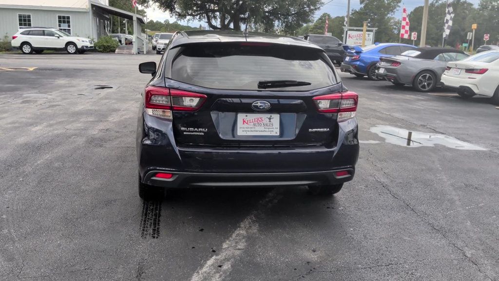 Subaru Impreza 5-door CVT photo 7