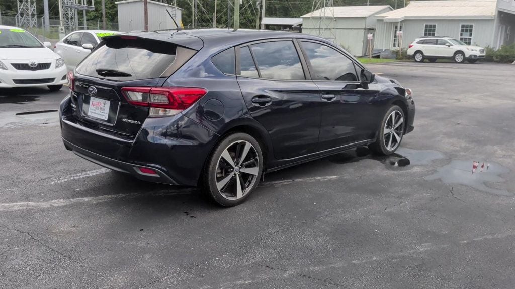 Subaru Impreza 5-door CVT photo 8