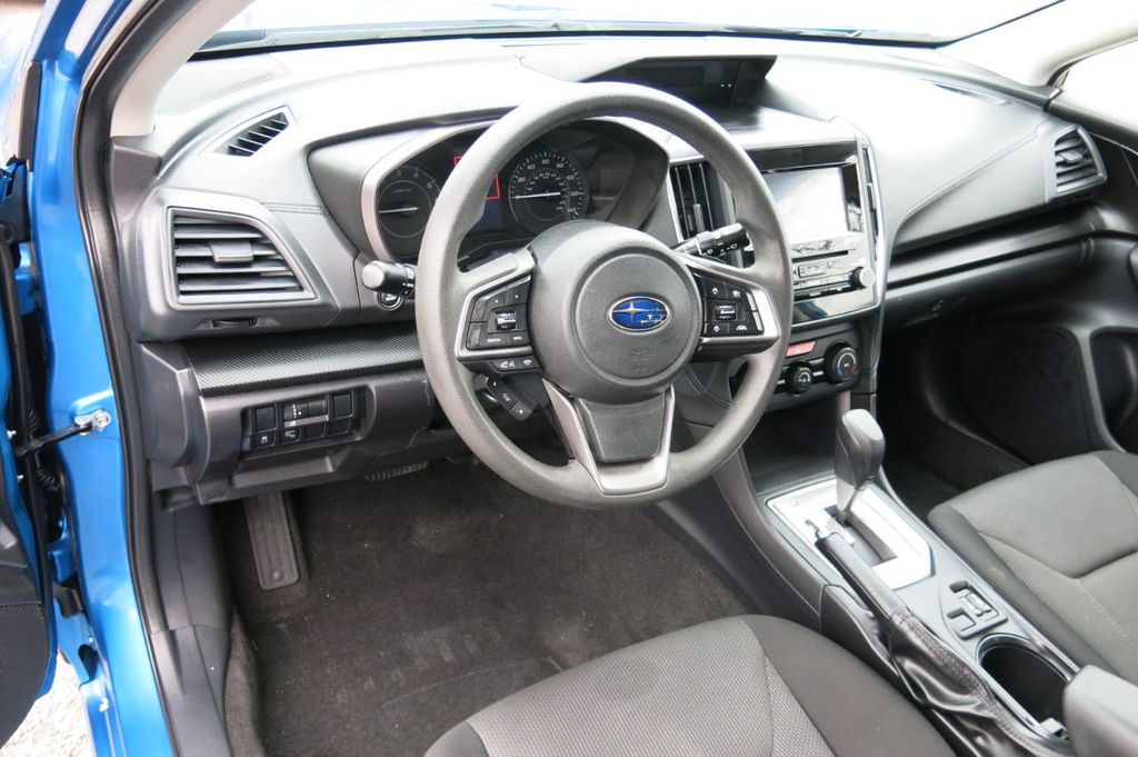 2020 Subaru Impreza Premium 5-door CVT - 22304621 - 10