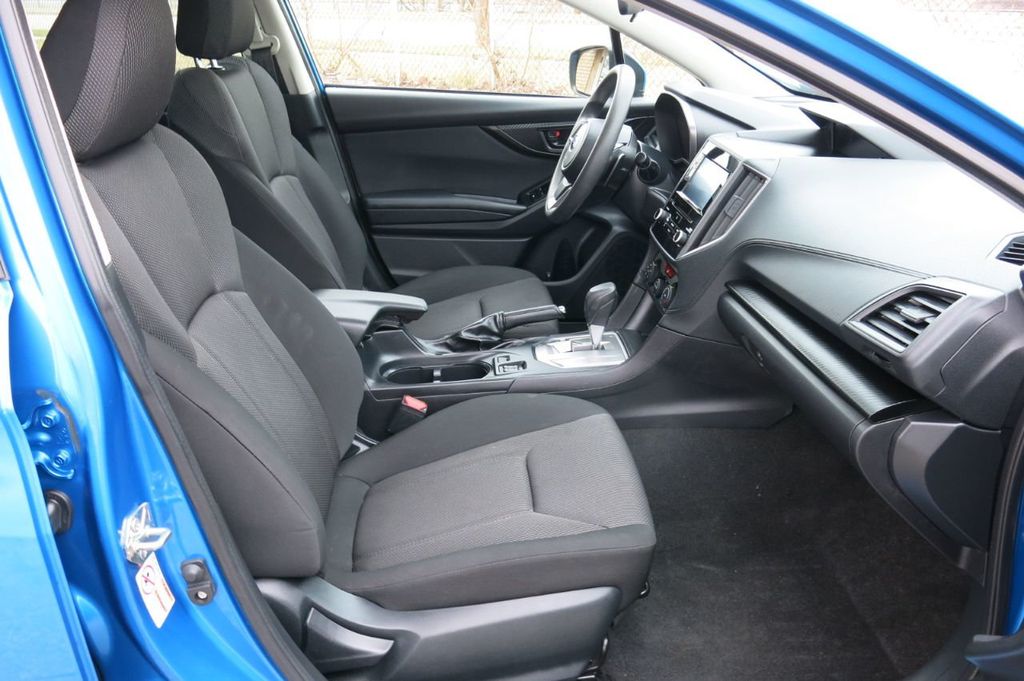 2020 Subaru Impreza Premium 5-door CVT - 22304621 - 13