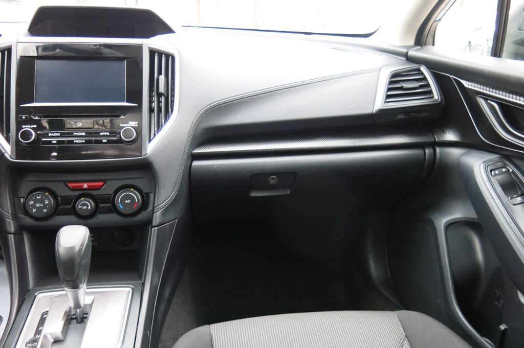 2020 Subaru Impreza Premium 5-door CVT - 22304621 - 20