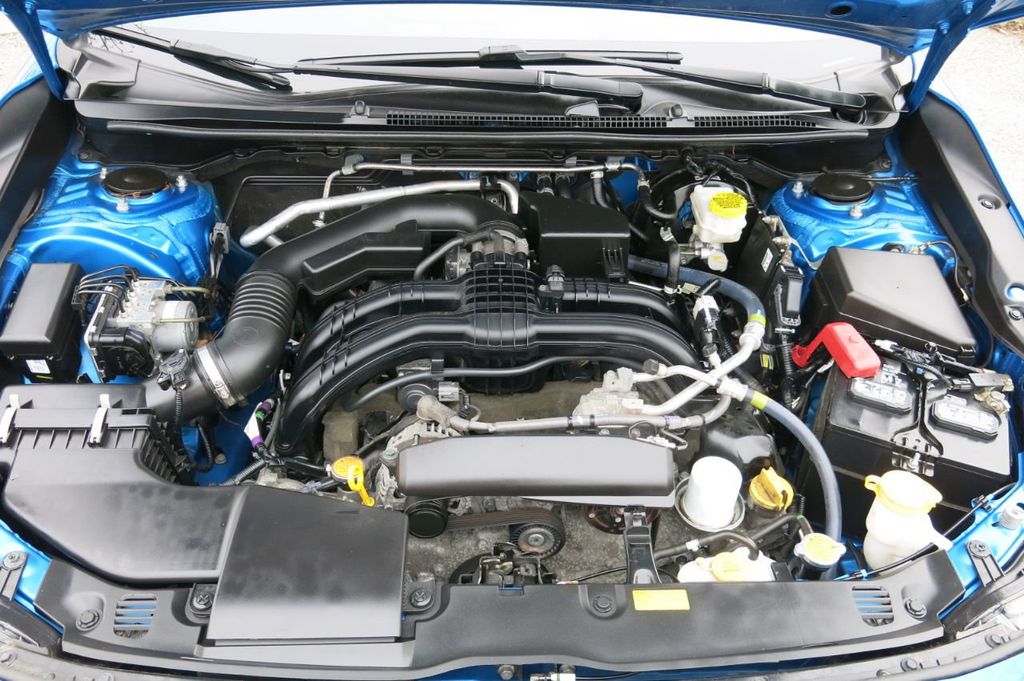 2020 Subaru Impreza Premium 5-door CVT - 22304621 - 30