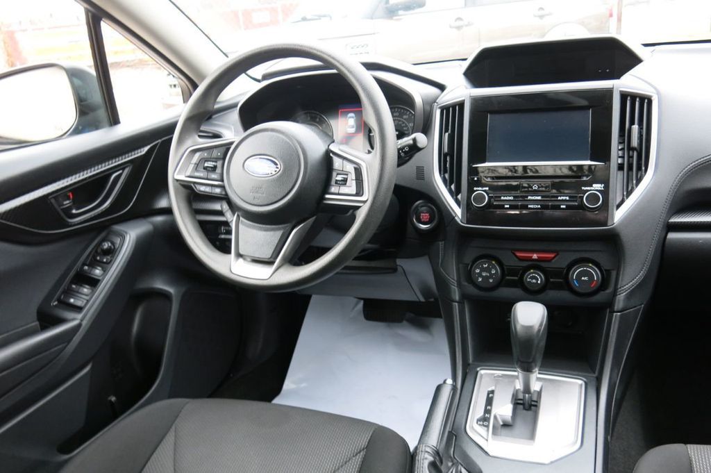 2020 Subaru Impreza Premium 5-door CVT - 22304621 - 52