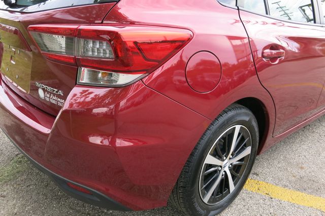 2020 Subaru Impreza Premium 5-door CVT - 23028979 - 38