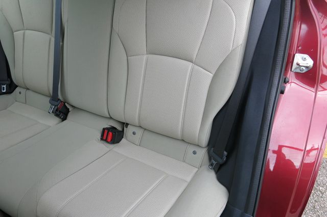 2020 Subaru Impreza Premium 5-door CVT - 23028979 - 44
