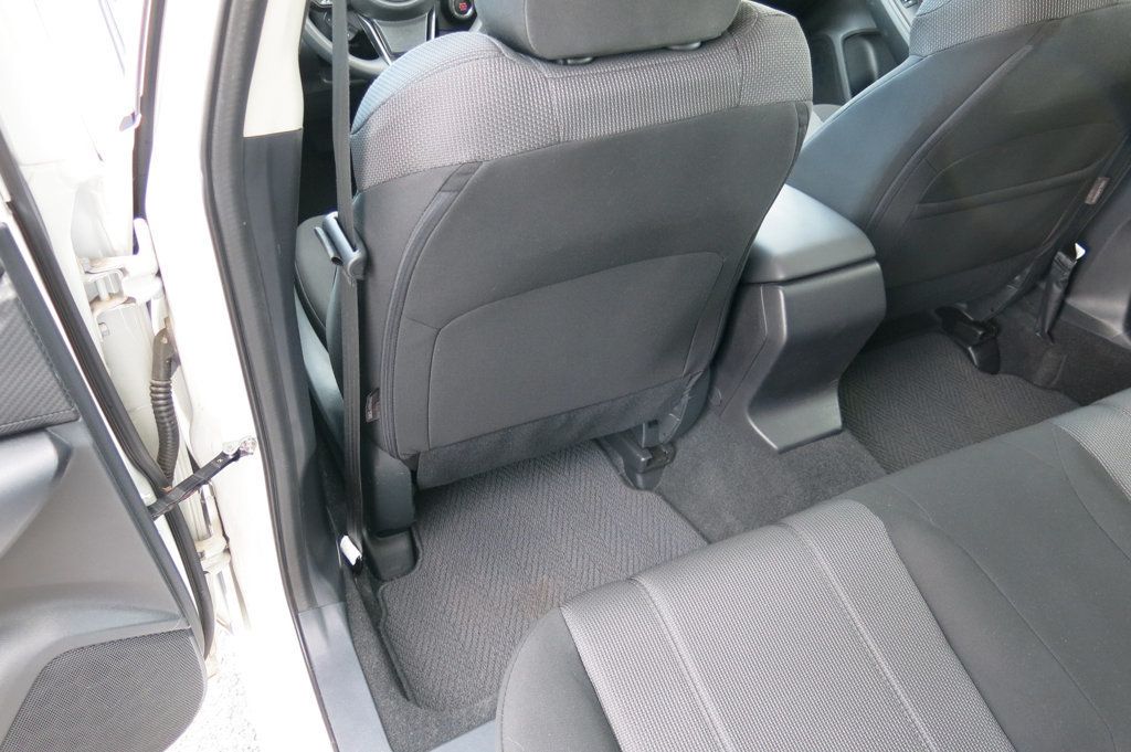 2020 Subaru Impreza Premium 5-door CVT - 23045691 - 42