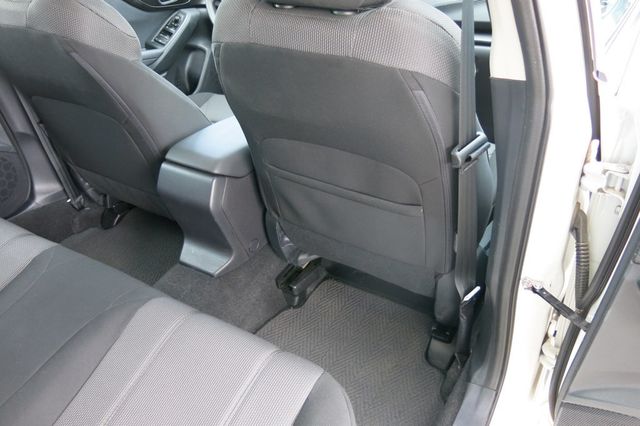 2020 Subaru Impreza Premium 5-door CVT - 23045691 - 43