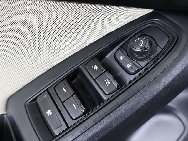 2020 Subaru Impreza Premium 5-door CVT - 23024236 - 34