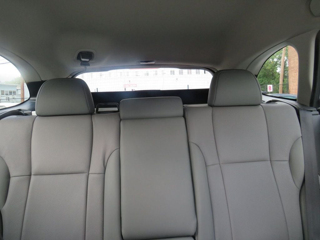 Subaru Outback photo 11