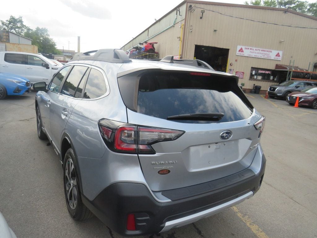 Subaru Outback photo 5