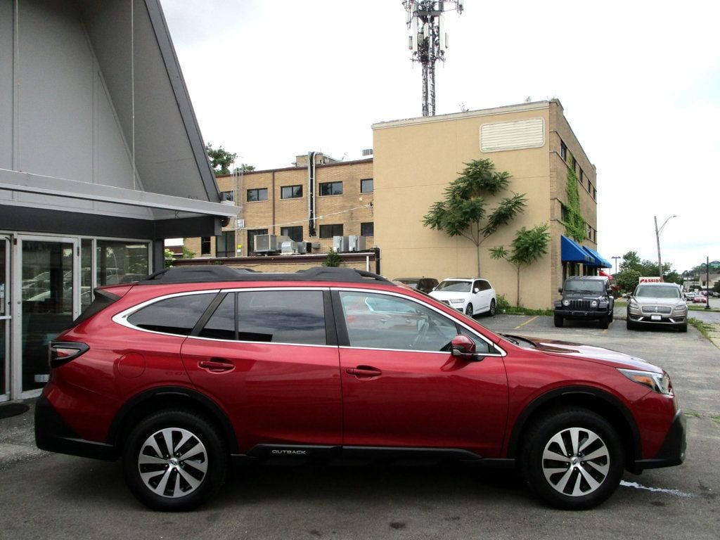 2020 Subaru Outback 2.5i Premium photo 11