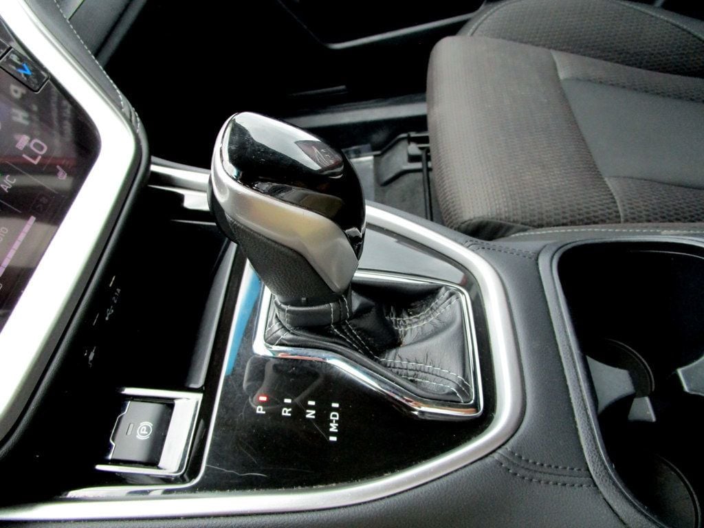 2020 Subaru Outback 2.5i Premium photo 24