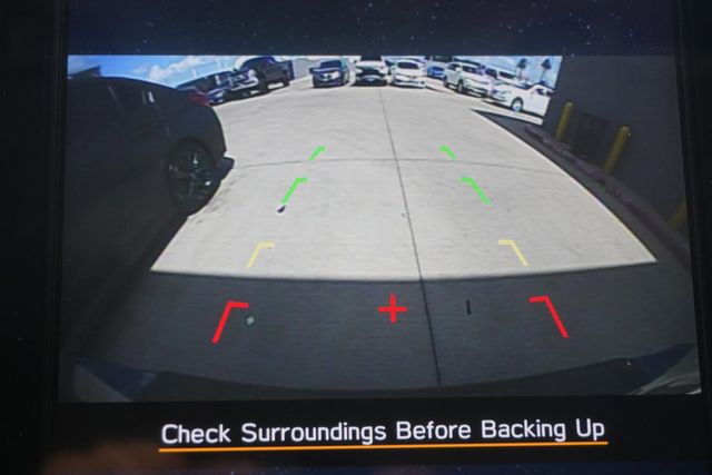2020 Subaru Outback Premium - 23027628 - 17