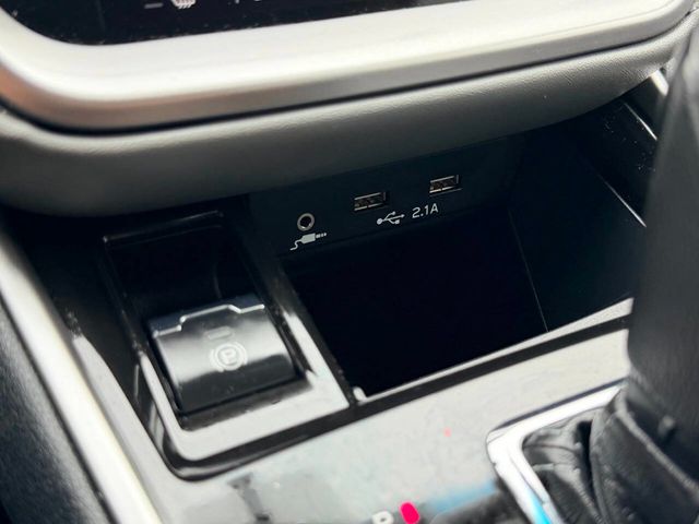 2020 Subaru Outback Premium CVT - 23058651 - 38