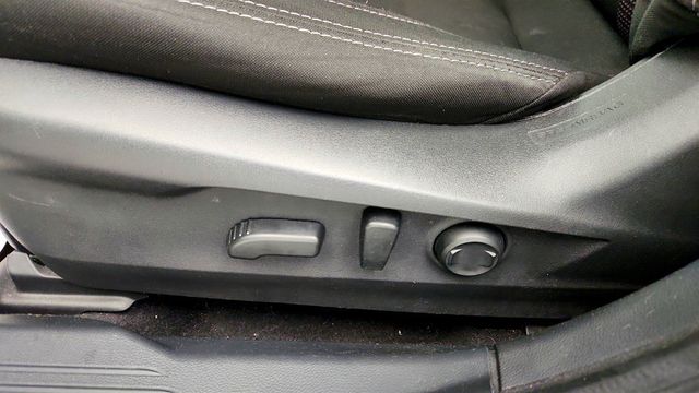 2020 Subaru Outback Premium CVT w/ Moonroof, Nav, BSD/RCTA, Keyless Access, PB Start - 23015382 - 11