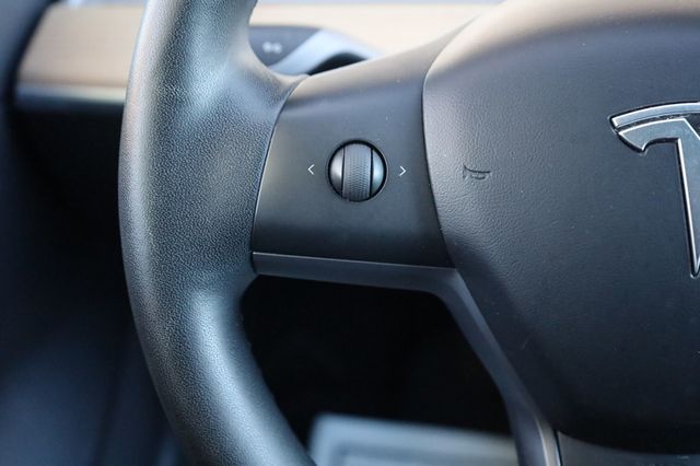 2020 Tesla Model 3  - 22972616 - 27