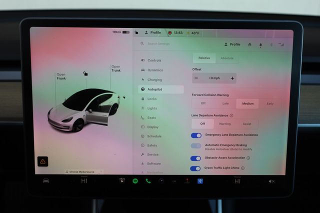 2020 Tesla Model 3  - 22972616 - 32