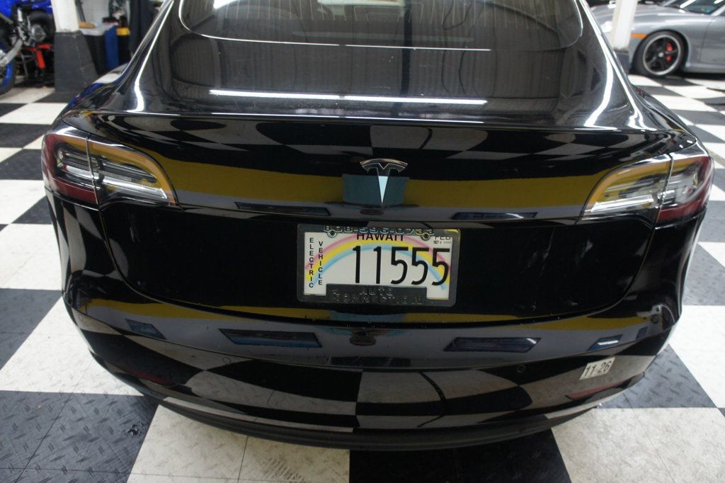 2020 Tesla Model 3 Immaculate ,Roof Racks Installed! - 23093061 - 16
