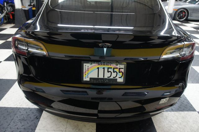 2020 Tesla Model 3 Immaculate ,Roof Racks Installed! - 23093061 - 16