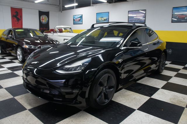 2020 Tesla Model 3 Immaculate ,Roof Racks Installed! - 23093061 - 20