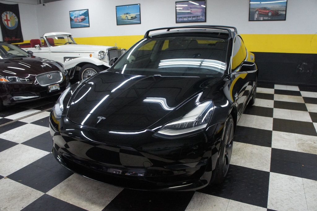 2020 Tesla Model 3 Immaculate ,Roof Racks Installed! - 23093061 - 21