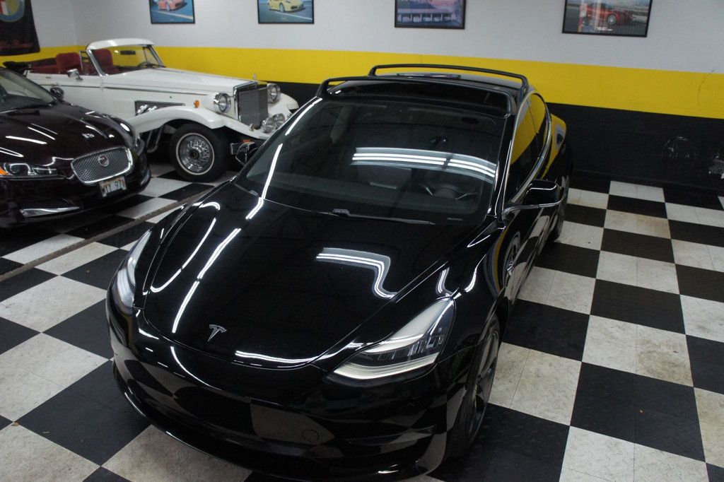 2020 Tesla Model 3 Immaculate ,Roof Racks Installed! - 23093061 - 22