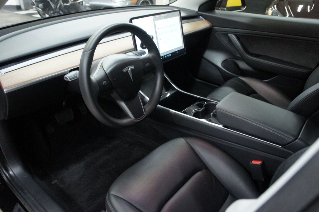 2020 Tesla Model 3 Immaculate ,Roof Racks Installed! - 23093061 - 24