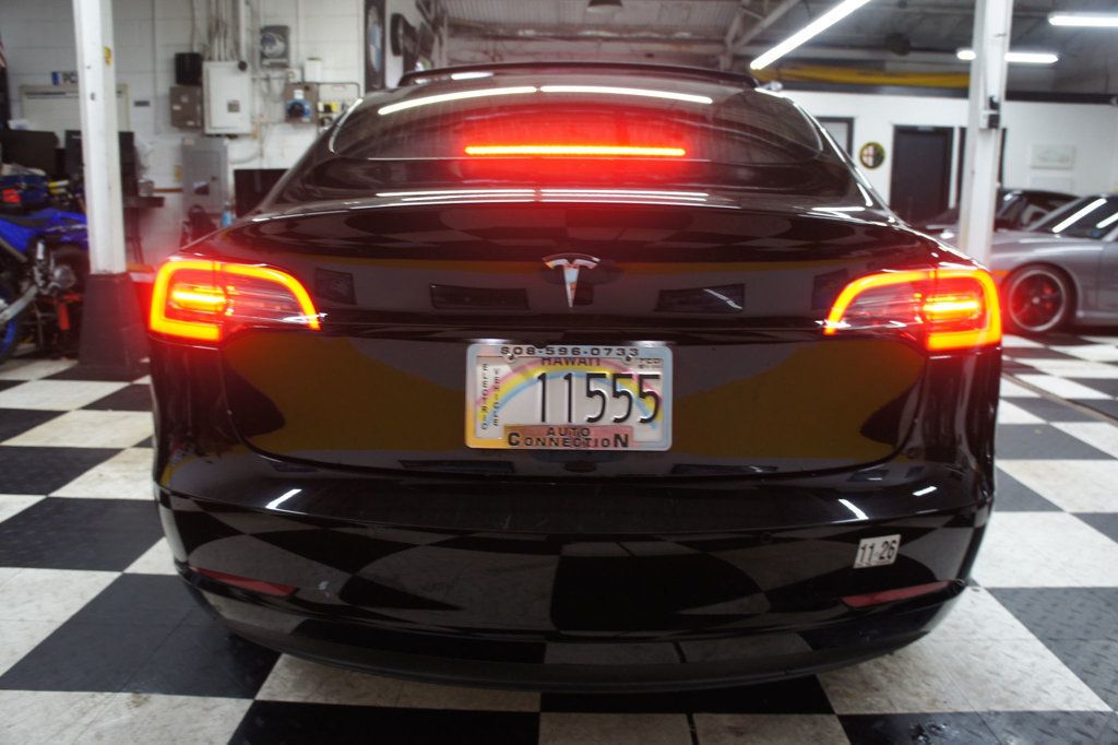 2020 Tesla Model 3 Immaculate ,Roof Racks Installed! - 23093061 - 35