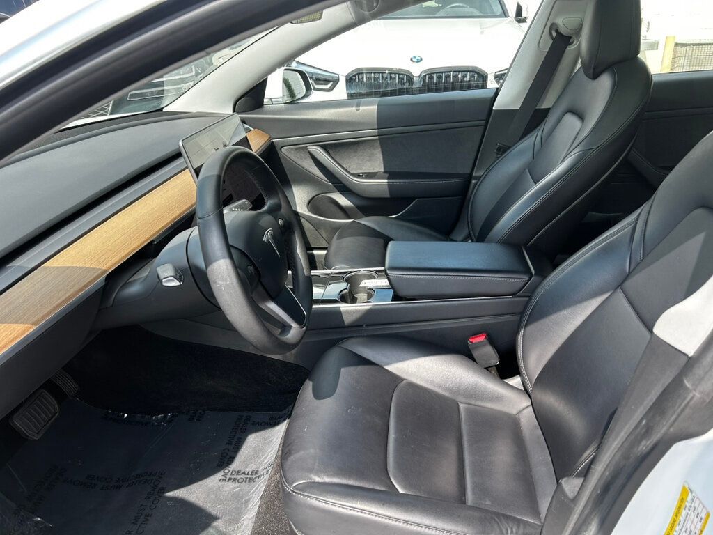 2020 Tesla Model 3 photo 10