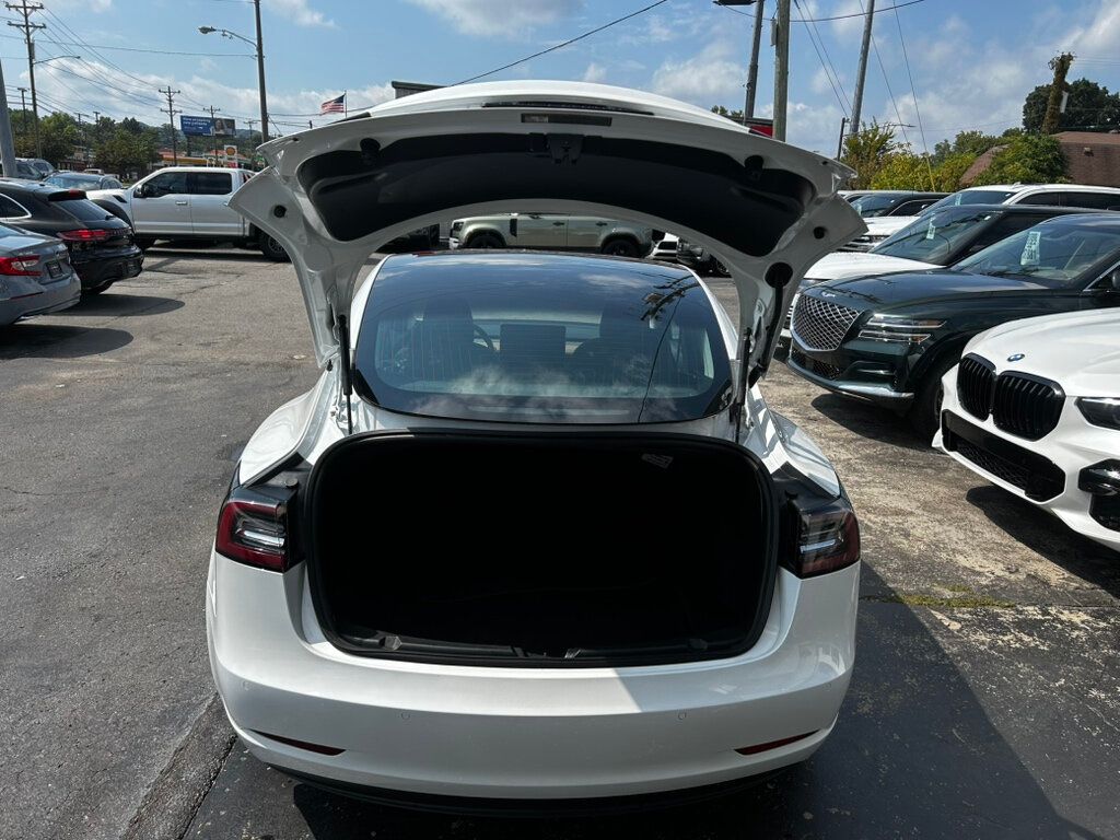 2020 Tesla Model 3 photo 14