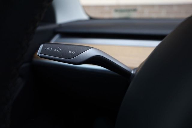 2020 Tesla Model 3 Long Range - 23055975 - 30
