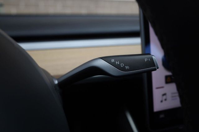 2020 Tesla Model 3 Long Range - 23055975 - 31