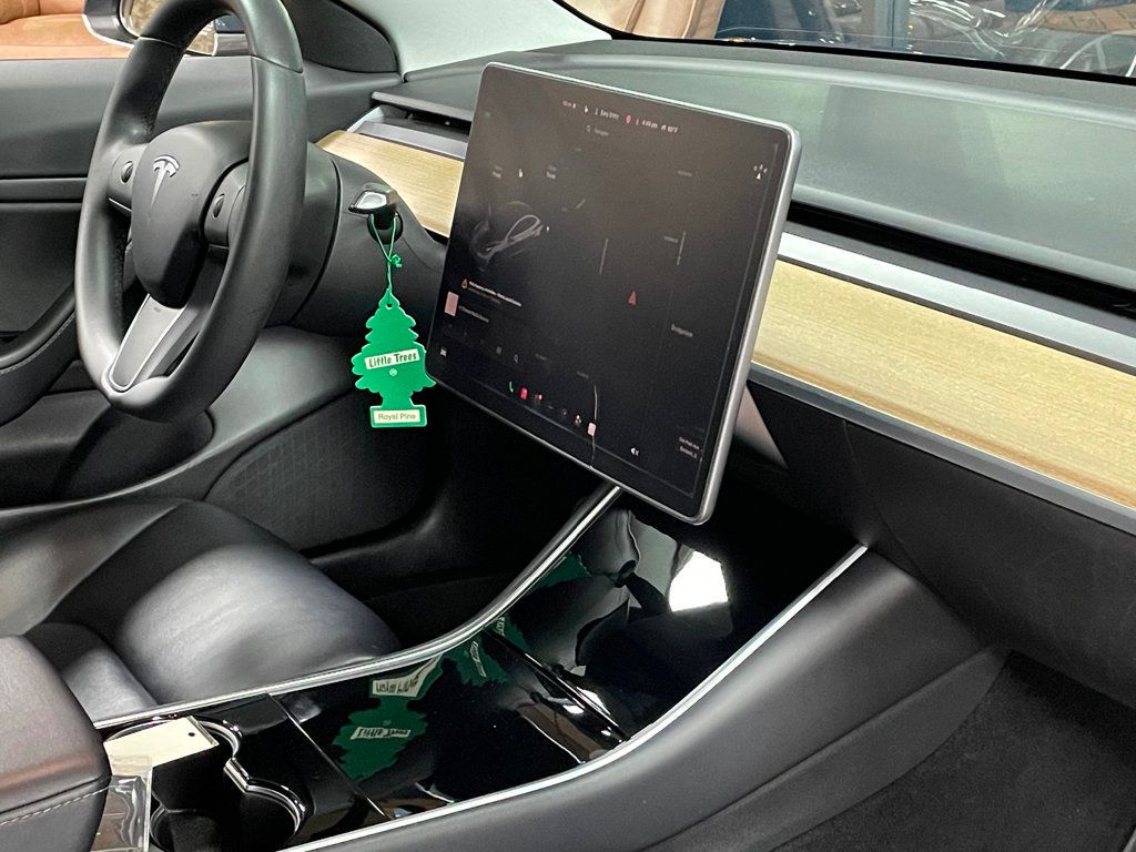 2020 Tesla Model 3 Long Range AWD - 22952072 - 19